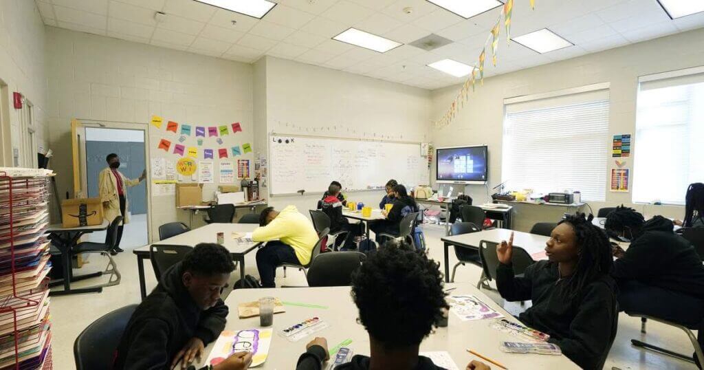 Mississippi expands literacy push to financial education