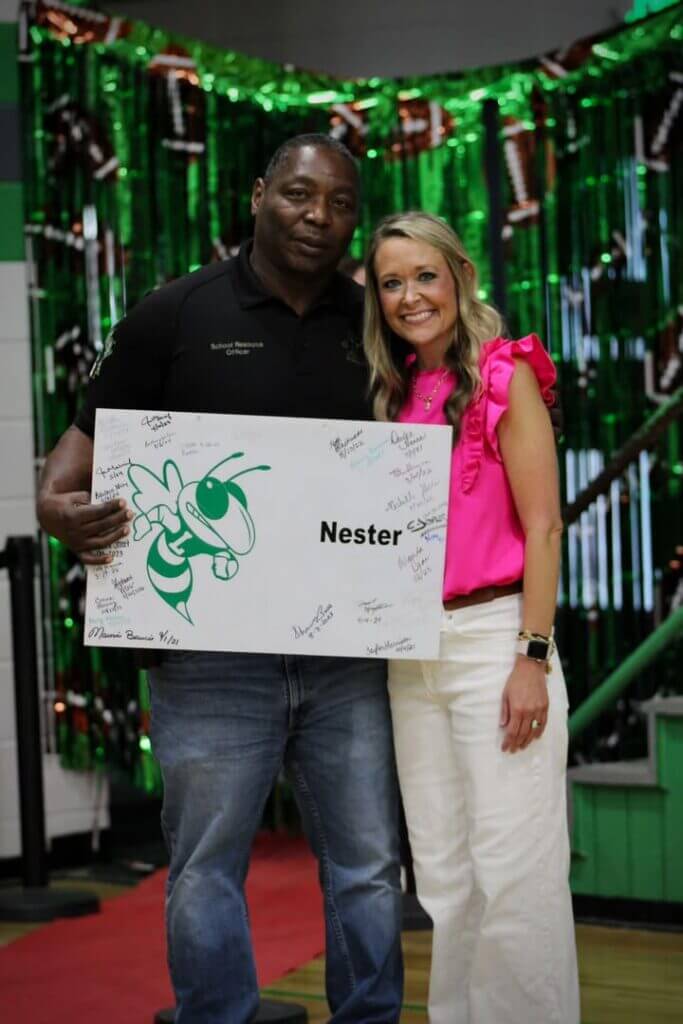 Deputy Thornton Gray receives Jake Nester 'Heart of a Hornet' Award