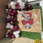 New Albany Main Street celebrates homecoming with sign and balloons f318fc47a8df83e4e0d3af9d